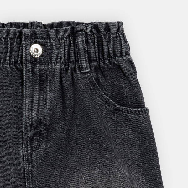 شورت جينز باللون الأسود الباهت للفتيات